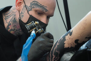 Евгения Белова и Светлана Денисевич - выбор удачной татуировки Международная Московская конвенция тату