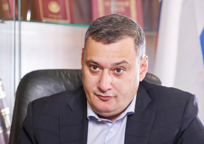 hinshtejn i mchs operativno ustranili posledstviya pozhara na kurskom podshipnikovom zavode-lessontime-ru-174481844200-0