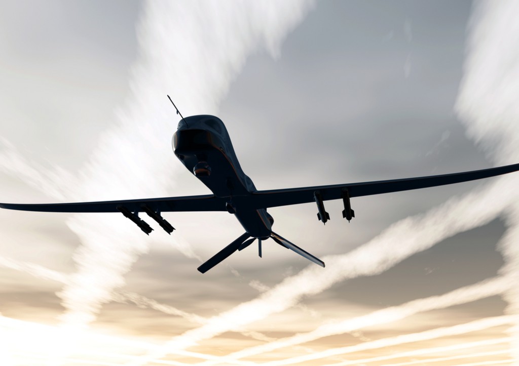 Появились кадры падения беспилотника ВСУ в Наро-Фоминске