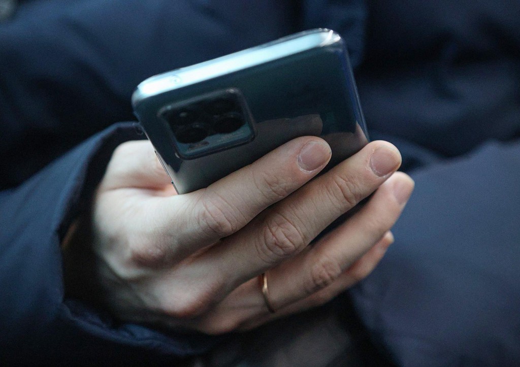 Россиянам назвали три вида СМС, которые нужно немедленно удалить