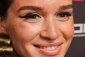 kseniya borodina i nikolaj serdyukov sozdayut idealnuyu svadbu bez shablonov-lessontime-ru-174551518300-0