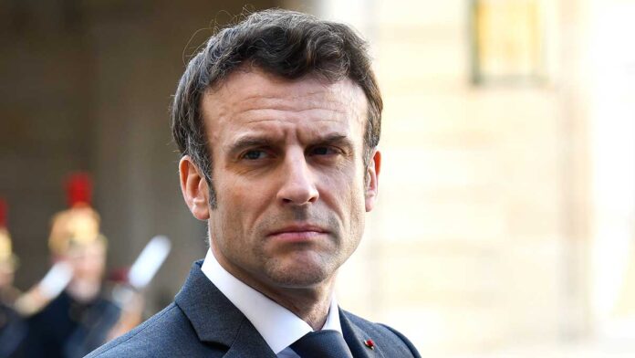 French,President,Emmanuel,Macron,During,A,Meeting,With,Governor,Of