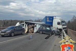 na trasse m7 volga pod elektrouglyami uspeshno ustranyayut posledstviya dtp-lessontime-ru-174472962900-0