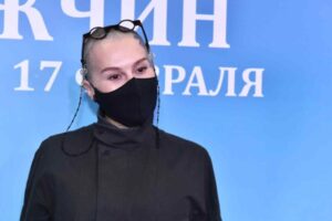 nargiz obshhaetsya s poklonnikami  reakcziya iosifa prigozhina i valerii-lessontime-ru-174489615900-0