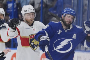 nikita kucherov iz tampabej lajtning uverenno dvizhetsya k rekordam nhl v plejoff-lessontime-ru-174556091800-0