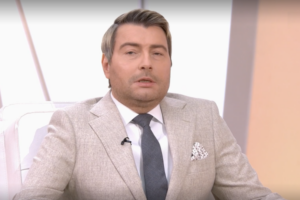 Новый образ Николая Баскова радует поклонников и вызывает позитивные обсуждения novyj obraz nikolaya baskova raduet poklonnikov i vyzyvaet pozitivnye obsuzhdeniya-lessontime-ru-173872374500-0