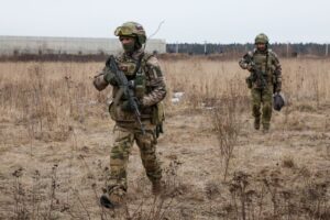 Прорыв группировки «Запад» в Харьковской области: Минобороны РФ сообщает о захвате стратегических рубежей proryv gruppirovki zapad v harkovskoj oblasti minoborony rf soobshhaet o zahvate strategicheskih rubezhej-lessontime-ru-174583770100-0