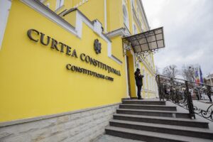 razvitie gagauzii pod voprosom  konstituczionnyj sud moldavii i viktor petrov-lessontime-ru-174464619100-0