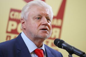 sergej mironov i gosduma predlagayut usilit bezopasnost vladelczev oruzhiya dlya zashhity grazhdan-lessontime-ru-174402050100-0