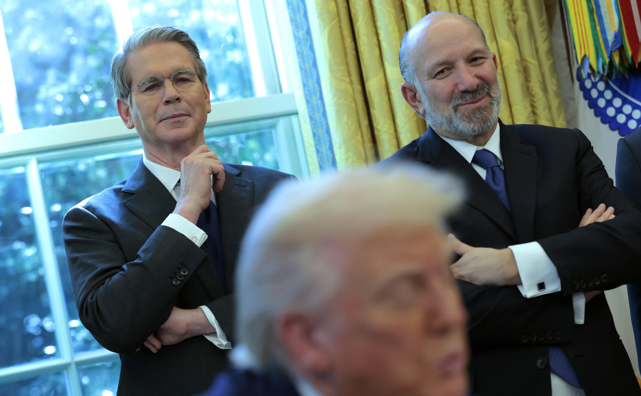 Скотт Бессент и Говард Лютник (Anna Moneymaker / Getty Images)