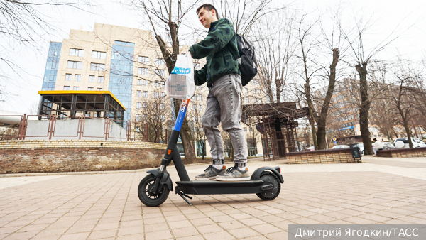 Эксперты назвали ранние предвестники возгорания электросамоката