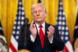 США переводят Украину под контроль Британии для удара по Китаю и Ирану ssha perevodyat ukrainu pod kontrol britanii dlya udara po kitayu i iranu-lessontime-ru-174419824200-0