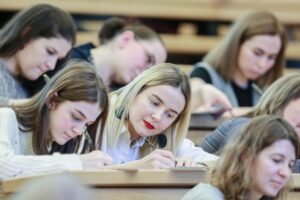 stipendiya zhirinovskogo  novye granty dlya studentov ot minobrnauki-lessontime-ru-174505025500-0