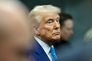 Трамп рассказал о давлении на Россию в переговорах с Украиной и НАТО tramp rasskazal o davlenii na rossiyu v peregovorah s ukrainoj i nato-lessontime-ru-174552481200-0