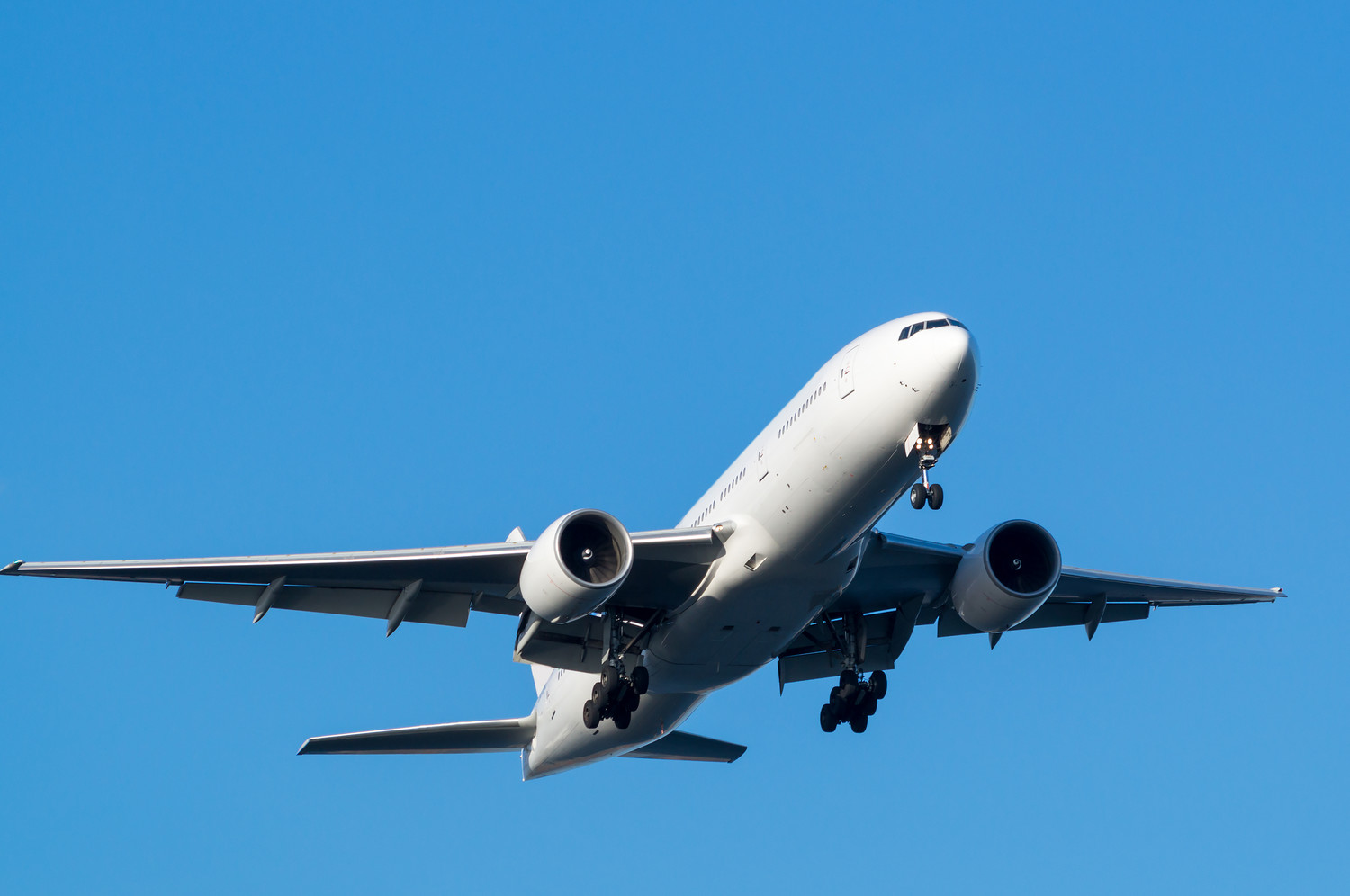 Успешное разрешение конфликта на рейсе Boeing 777 из Анадыря в Москву-0