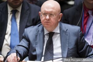 vasilij nebenzya obvinil zelenskogo v predatelstve voennyh na fone sryva inicziativy vengrii-lessontime-ru-173440912500-0