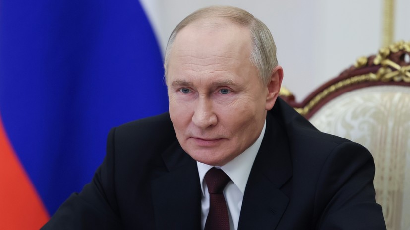 «Традиции честного служения делу, Родине, народу»: Путин поздравил работников ракетно-космической отрасли