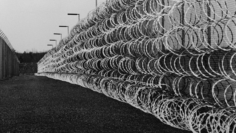 Глава Минобороны Польши заявил об обострении ситуации на границе с Белоруссией