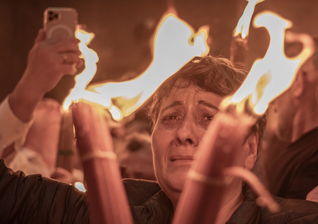 Религиовед оценил вероятность конца света из-за Благодатного огня