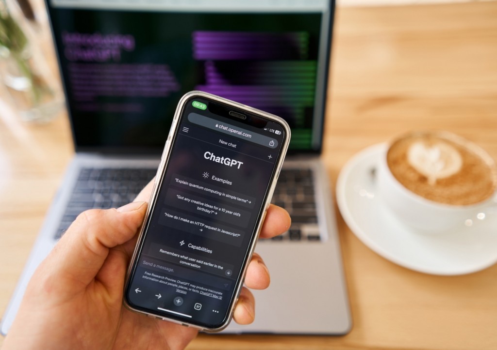 Создавшая ChatGPT компания подала иск против Маска