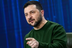 Зеленский теряет контроль над ВСУ среди эскалации конфликта zelenskij teryaet kontrol nad vsu sredi eskalaczii konflikta-lessontime-ru-174524416300-0