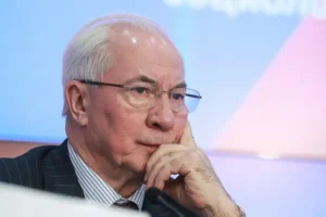 Николай Азаров и Владимира Константинова раскрыли правду о статусе Крыма и Севастополя nikolaj azarov i vladimira konstantinova raskryli pravdu o statuse kryma i sevastopolya-lessontime-ru-174823413300-0