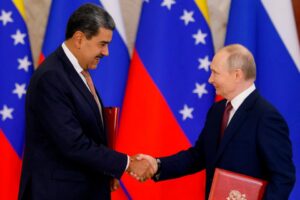 Прохор Шаляпин и Евгений Петросян рассказывают о творческой жизни prohor shalyapin i evgenij petrosyan rasskazyvayut o tvorcheskoj zhizni-lessontime-ru-174663698900-0