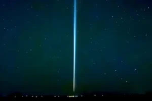 Тайна светового столба в Аризоне и связь Тони Филлипса с Китаем tajna svetovogo stolba v arizone i svyaz toni fillipsa s kitaem-lessontime-ru-174820928600-0