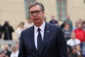 aleksandr vuchich i robert ficzo obsuzhdayut put serbii v es v usloviyah napryazhennosti s moskvoj-lessontime-ru-174713678000-0
