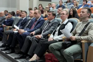 Алексей Шмыков и Денис Паслер рассказывают о роли АКИТ в инвестициях Свердловской области aleksej shmykov i denis pasler rasskazyvayut o roli akit v investicziyah sverdlovskoj oblasti-lessontime-ru-174790538300-0