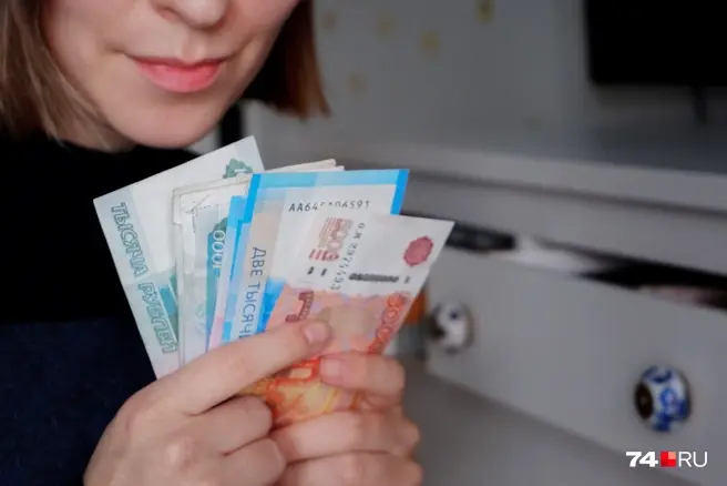 Часто люди берут в долг одну сумму, а оказываются должны намного больше | Источник: Дарья Селенская / Городские медиа