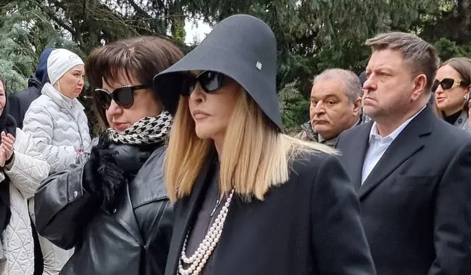 Без фруктов и жареного: раскрыт подробный рацион истязаемой диабетом 75-летней Пугачевой