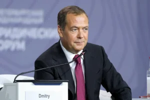 dmitrij medvedev otmetil stojkost rossii posle ataki bpla vsu na den pobedy-lessontime-ru-174807335300-0