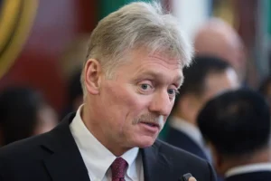 dmitrij peskov i vladimir putin obsuzhdayut otnosheniya s ssha i nato-lessontime-ru-174842699000-0