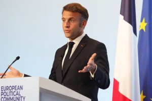 Эрик Земмур бросает вызов и задает вопрос о реакции Макрона на мир для Украины erik zemmur brosaet vyzov i zadaet vopros o reakczii makrona na mir dlya ukrainy-lessontime-ru-174759285300-0