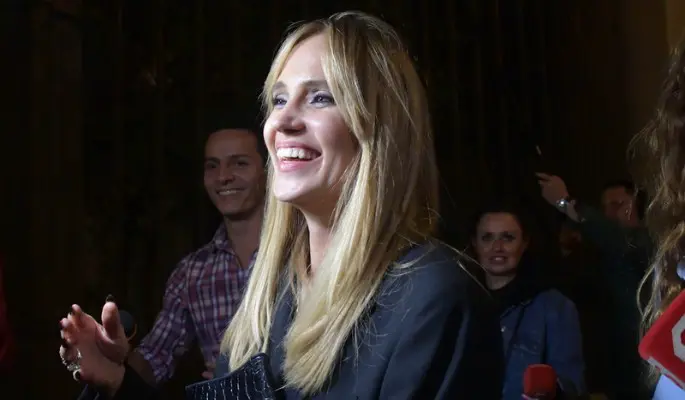 Просидевшая два дня в бомбоубежище Глюкоза вернулась в Москву