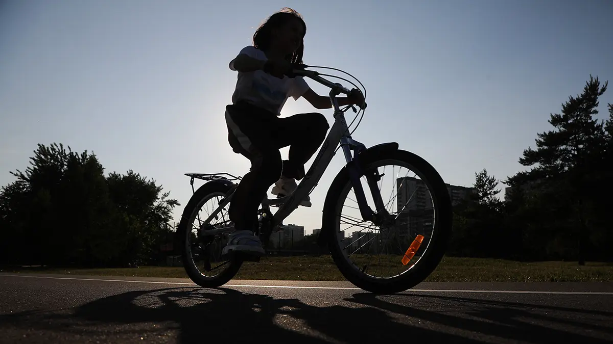 Полиция возбудила дело на водителя, сбившего ребенка на велосипеде в Подмосковье