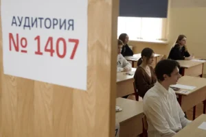 ilya rusyaev obyasnil dadut li pojti na ege s gadzhetami i kak dejstvovat v -lessontime-ru-174835398900-0