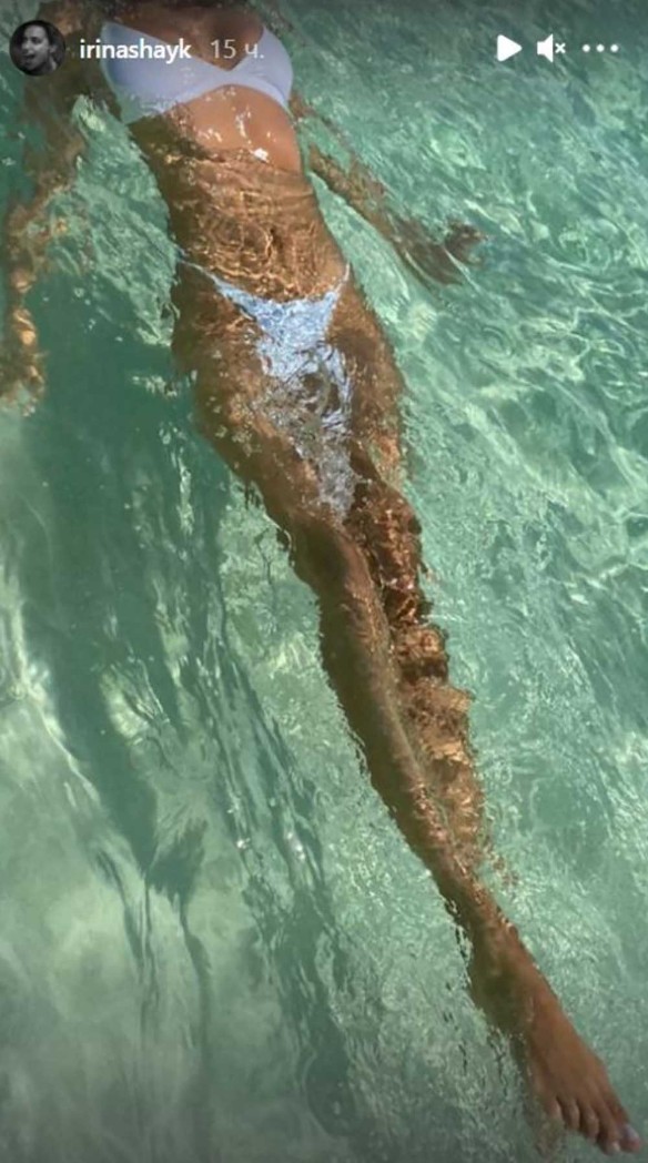 Ирина Шейк в бикини произвела фурор в Тулуме благодаря новым фото-0