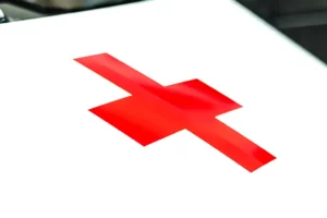 Каховка под огнём с ранениями мирных жителей и новыми ударами ВСУ kahovka pod ognyom s raneniyami mirnyh zhitelej i novymi udarami vsu-lessontime-ru-174815684900-0