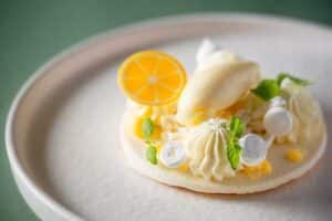 Кулинарные шедевры Анджело Санти и Игоря Мельникова от Quadrum и Four Seasons kulinarnye shedevry andzhelo santi i igorya melnikova ot i -lessontime-ru-174667424000-0