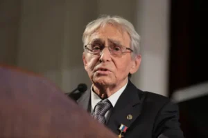 aleksandr konovalov i ego vklad v nejrohirurgiyu sovremennye metody lecheniya insulta i cherepnomozgovyh travm-lessontime-ru-174859669000-0