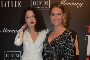 mariya mihalkovakonchalovskaya udivila poklonnikov novym artobrazom-lessontime-ru-174760256000-0