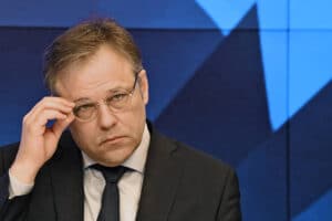 mid rossii nastaivaet na prekrashhenii amerikanskih postavok oruzhiya ukraine-lessontime-ru-174690581700-0