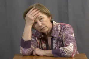 nadezhda chernyshova i elena solomatina delyatsya pozitivnymi metodami borby s gipertoniej-lessontime-ru-174861062300-0