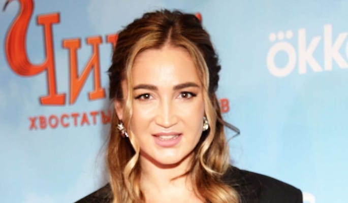 Что стало причиной неудач в личной жизни Бузовой: мнение шаманки