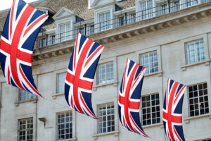 Шеремет обвинил Лондон в фарсе с участием ВСУ на параде Победы sheremet obvinil london v farse s uchastiem vsu na parade pobedy-lessontime-ru-174632183300-0