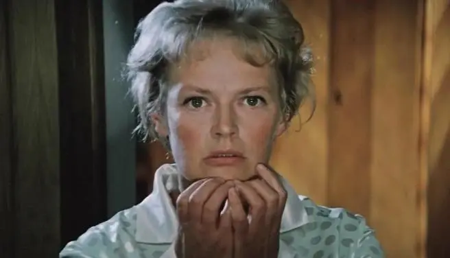 Стало известно, где простятся с актрисой Ниной Гребешковой | Источник: кадр из фильма «Бриллиантовая рука», реж. Леонид Гайдай, 1969