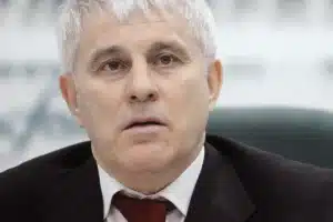 tverskoj sud moskvy prinimaet reshitelnye mery po delu viktora horoshavczeva i bashnefti-lessontime-ru-174704367800-0