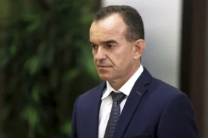 veniamin kondratev predlozhil aleksandru nesterenko ostavit post v svyazi s izmeneniyami v stroitelstve krasnodarskogo kraya-lessontime-ru-174783101400-0